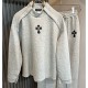 [홍콩명품.Chrome Hearts] 크롬하츠 25SS 로고 크로스 맨투맨 티셔츠 + 조거 팬츠 바지 상하의 세트 (그레이), BM24083, KSM, 레플리카의류,미러급사이트