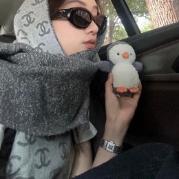 [홍콩명품.CHANEL] 샤넬 26SS 로고 패턴 35-185 캐시미어 스카프 머플러 (그레이), ET3281, JX, 홍콩명품의류,구매대행,온라인명품