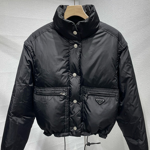 [홍콩명품,PRADA] 프라다 26SS 삼각로고 여성 모자 소매 탈부착 구스다운 패딩 자켓 (블랙), BM24320, JL, 레플리카의류,미러급사이트