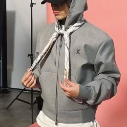 [홍콩명품.LOUIS VUITTON] 루이비통 26SS 로고 캐시미어 후드 집업 자켓 1AFYBQ (그레이), BM24428, KB, 레플리카의류,미러급사이트