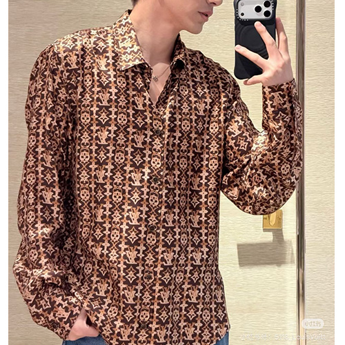 [홍콩명품.LOUIS VUITTON] 루이비통 26SS 로고 모노그램 남방 셔츠 (브라운), BM24438, KB, 레플리카의류,미러급사이트