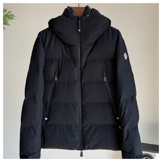 [홍콩명품.MONCLER] 몽클레어 26SS 로고 후드 다운 패딩 자켓 (블랙), BM24474, HH, 레플리카의류,미러급사이트
