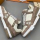 [홍콩명품.LOUIS VUITTON] 루이비통 26SS 로고 남여 모노그램 트레이너 스니커즈 운동화 (브라운-아이보리), SE6039, PMD, 명품스니커즈,운동화,구두,로퍼,하이탑,신발