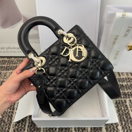 [홍콩명품,Christian Dior] 디올 26SS 로고 Lady Dior My ABC Dior 토트백 핸드백 (블랙), BGM5558, BDA, 홍콩명품가방,명품쇼핑몰,크로스백,핸드백,구매대행