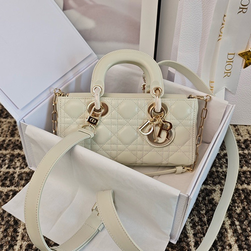 [홍콩명품,Christian Dior] 디올 26SS 로고 Lady D-Joy 토트백 핸드백 (아이보리), BGM5560, BDA, 홍콩명품가방,명품쇼핑몰,크로스백,핸드백,구매대행