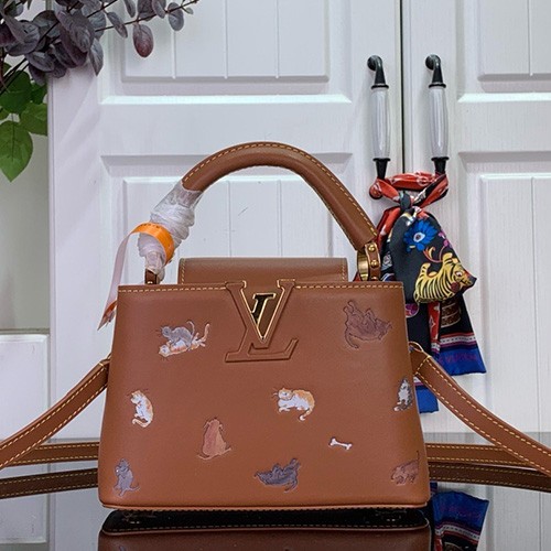 [홍콩명품.LOUIS VUITTON] 루이비통 26SS 로고 CAPUCINES 미니 토트백 핸드백 M25874 (브라운), BGM5569, B3, 홍콩명품가방,명품쇼핑몰,크로스백,핸드백,구매대행