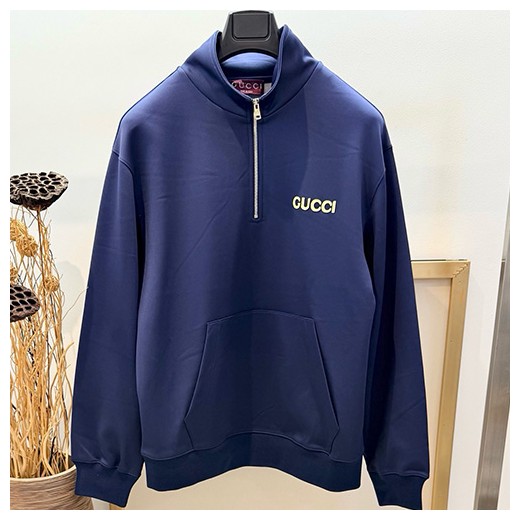 [홍콩명품.Gucci] 구찌 26SS 로고 하프지퍼 카라 맨투맨 티셔츠 (블루), BM24504, YS, 레플리카의류,미러급사이트