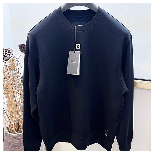 [홍콩명품,FENDI] 펜디 26SS 로고 자수 맨투맨 티셔츠 (블랙), BM24505, YS, 레플리카의류,미러급사이트