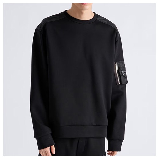 [홍콩명품,PRADA] 프라다 26SS 삼각로고 맨투맨 티셔츠 (블랙), BM24508, YS, 레플리카의류,미러급사이트
