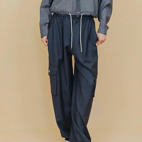 [홍콩명품.LOUIS VUITTON] 루이비통 26SS 로고 여성 오버핏 카고 팬츠 바지, BM24601, MC, 레플리카의류,미러급사이트