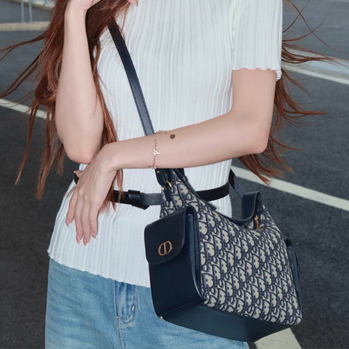 [홍콩명품,Christian Dior] 디올 26SS 로고 오블리크 D-Dream 미디엄 백 M6323, BGM5684, BDA, 홍콩명품가방,명품쇼핑몰,크로스백,핸드백,구매대행