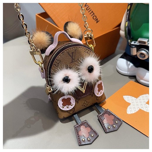 [홍콩명품.LOUIS VUITTON] 루이비통 26SS 로고 모노그램 키홀더 키링 에어팟 지갑 백참 (2컬러), ET3332, NNT, 홍콩명품의류,구매대행,온라인명품