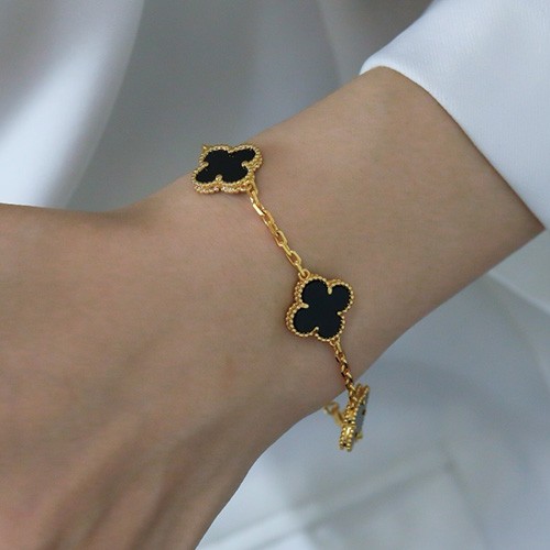 [홍콩명품.VANCLEEF&ARPELS] 반클리프아펠 퓨어 알함브라 26SS 로고 FLOWERLACE 팔찌 (2컬러), ET3371, NNT, 명품레플리카 모자 캡 남자여자