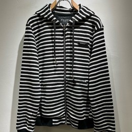 [홍콩명품.GIVENCHY] 지방시 26SS 로고 스트라이프 후드 집업 자켓 (블랙-화이트), BM24698, 레플리카의류,미러급사이트