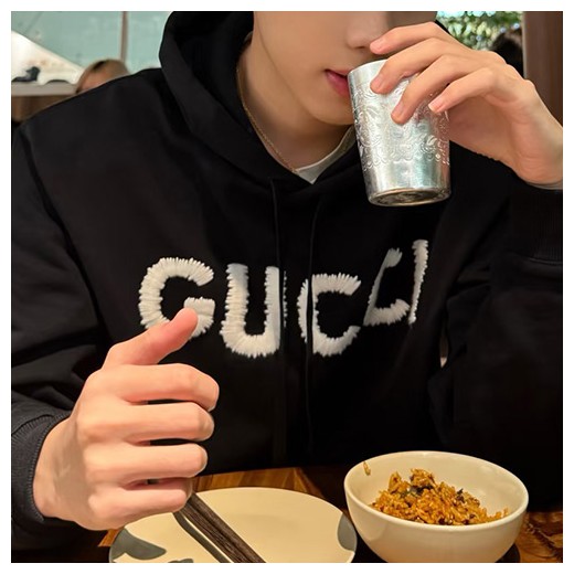 [홍콩명품.Gucci] 구찌 26SS 로고 자수 후드 티셔츠 (블랙), BM24716, KB, 레플리카의류,미러급사이트