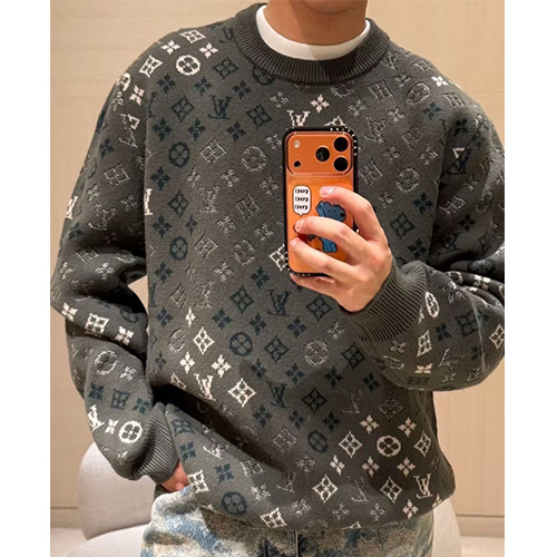 [홍콩명품.LOUIS VUITTON] 루이비통 26SS 로고 모노그램 니트 스웨터 (카키), BM24729, KK, 레플리카의류,미러급사이트