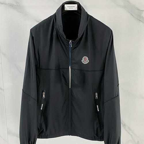 [홍콩명품.MONCLER] 몽클레어 26SS 로고 자수 터틀넥 봄버 자켓 (2컬러), BM24865, KSM, 레플리카의류,미러급사이트