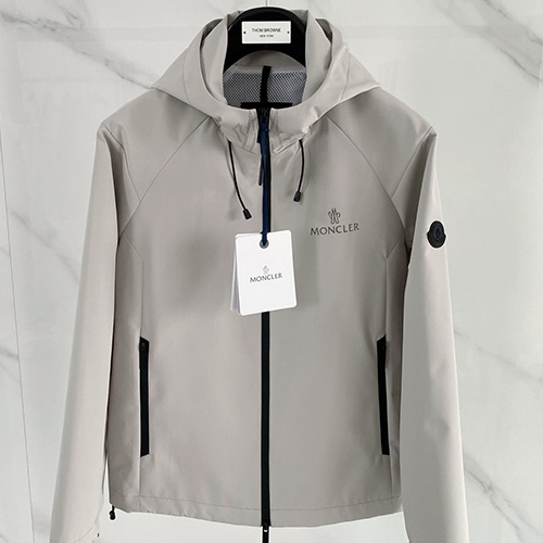 [홍콩명품.MONCLER] 몽클레어 26SS 로고 후드 바람막이 자켓 (2컬러), BM24866, KSM, 레플리카의류,미러급사이트