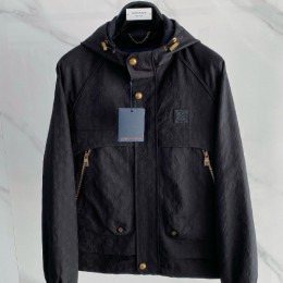 [홍콩명품.LOUIS VUITTON] 루이비통 26SS 로고 모노그램 후드 바람막이 자켓 (블랙), BM24870, KSM, 레플리카의류,미러급사이트