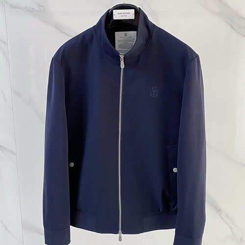 [홍콩명품.Brunello Cucinelli ] 브루넬로 쿠치넬리 26SS 로고 터틀넥 봄버 자켓 (네이비), BM24984, KSM, 레플리카의류,미러급사이트