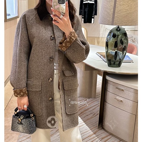 [홍콩명품.LOUIS VUITTON] 루이비통 26SS 로고 여성 모노그램 울 카라 코트 자켓 (브라운), BM24987, MC, 레플리카의류,미러급사이트