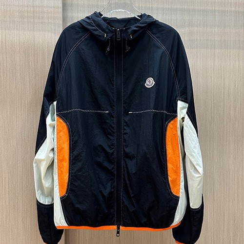[홍콩명품.MONCLER] 몽클레어 26SS 로고 후드 바람막이 자켓 (블랙), BM24994, JZ, 레플리카의류,미러급사이트
