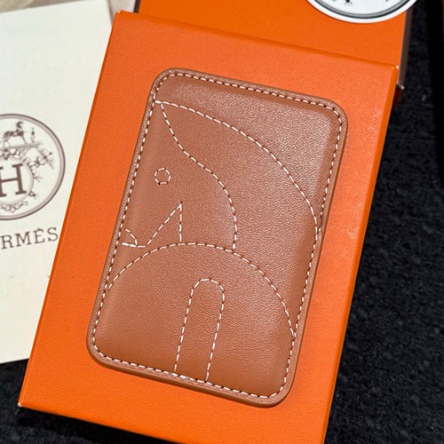 [홍콩명품.Hermes] 에르메스 26SS 로고 레더 가죽 아이폰 IPhone MagSafe (브라운), ET3540, HY, 홍콩명품의류,구매대행,온라인명품