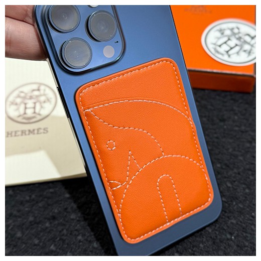 [홍콩명품.Hermes] 에르메스 26SS 로고 레더 가죽 아이폰 IPhone MagSafe (브라운), ET3541, HY, 홍콩명품의류,구매대행,온라인명품