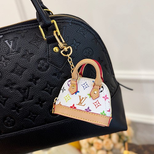 [홍콩명품.LOUIS VUITTON] 루이비통 26SS 로고 모노그램 MICRO ALMA VERNIS 백참 (화이트), ET3548, HY, 홍콩명품의류,구매대행,온라인명품
