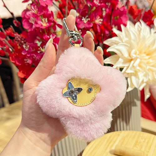 [홍콩명품.LOUIS VUITTON] 루이비통 26SS 로고 VIVIENNE SHEARLING 백참 (핑크), ET3556, HY, 홍콩명품의류,구매대행,온라인명품