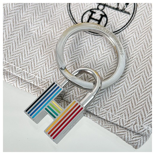 [홍콩명품.Hermes] 에르메스 26SS 로고 Cadenas Quizz Rainbow 키링 (7컬러), ET3587, HY, 홍콩명품의류,구매대행,온라인명품