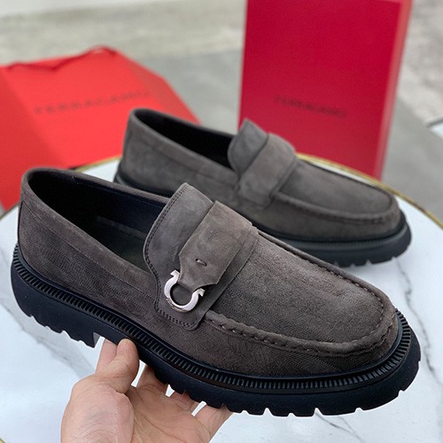 [홍콩명품.FERRAGAMO] 페레가모 26SS 로고 레더 가죽 워커 구두 로퍼 (브라운), SE6174, S2, 무료배송