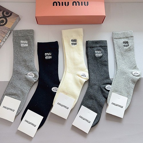 미우미우 로고 명품 브랜드 모음 선물용 덧신 양말 5종 26SS