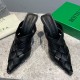 보테가베네타 로고 여성 인트레치아토 레더 가죽 6cm 힐 샌들 슬리퍼 (3컬러) 26SS