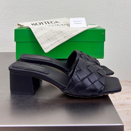 보테가베네타 로고 여성 Parco Mule 인트레치아토 4.5cm 굽 레더 가죽 슬리퍼 (4컬러) 26SS