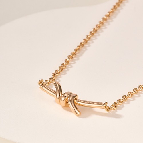 티파니앤코 로고 Knot 미니 목걸이 (3컬러) 26SS