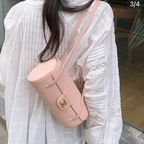 샤넬 로고 레더 가죽 스몰 볼링백 핸드백 (3컬러) 26SS