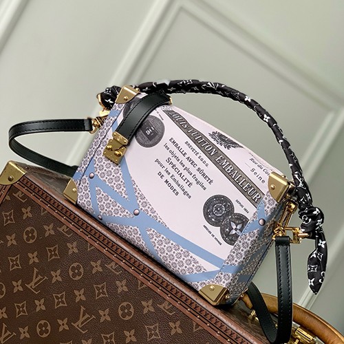 루이비통 Inside LV Side Trunk 미디엄 박스백 M28749 26SS