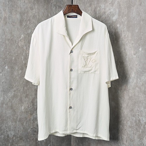 [홍콩명품.LOUIS VUITTON] 루이비통 25SS 로고 린넨 반팔 남방 셔츠 (3컬러), BM22259, S1F, 레플리카의류,미러급사이트