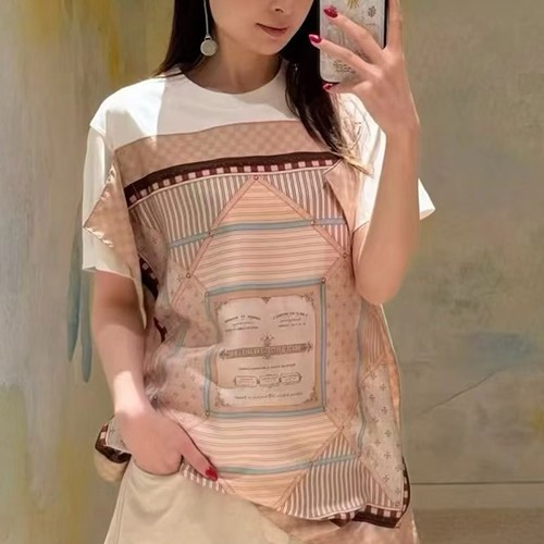 루이비통 로고 패턴 여성 반팔 티셔츠 (화이트) 26SS