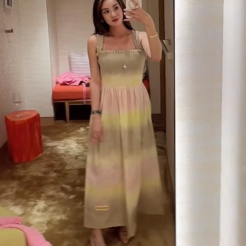 루이비통 여성 탑 롱 원피스 1AJZRH 26SS